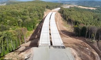 IMAGINI spectaculoase de pe A3, Topa Mică - Zimbor. Oamenii lui UMB, la treabă pe "autostrada viaduct"