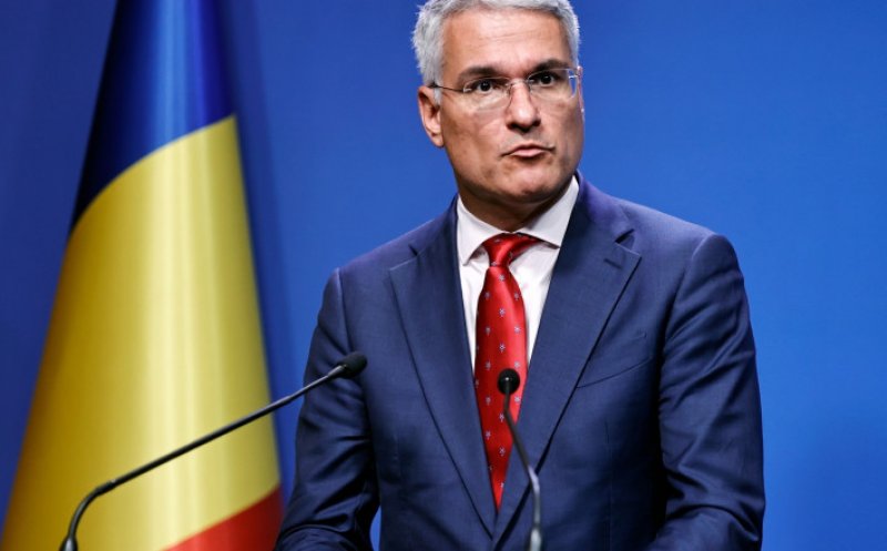 Ministrul Fondurilor Europene: „Guvernul anterior a aruncat cu bani din elicopter”