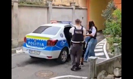 Clujean recidivist, reținut după ce ar fi lovit și blocat un bărbat într-un subsol de bloc