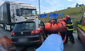 Accident rutier la Gârbău: Două persoane rănite, transportate la spital