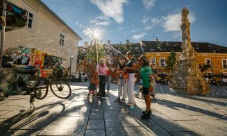 Cluj-Napoca, un loc de joacă pentru toată familia în weekend. Cum s-au distrat clujenii: Imagini din centrul orașului