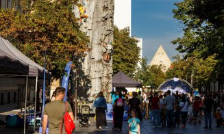 Cluj-Napoca, un loc de joacă pentru toată familia în weekend. Cum s-au distrat clujenii: Imagini din centrul orașului