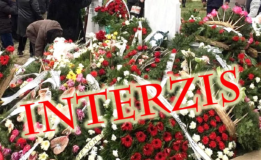 Primăria din Transilvania care INTERZICE coroanele de flori în cimitire