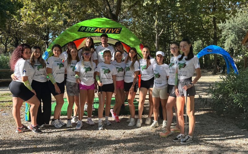 Studentele UBB Cluj, performanță la golf! Echipa, la un pas de câștigarea locului I, la competiţia internaţională Lady Woods Golf din Italia