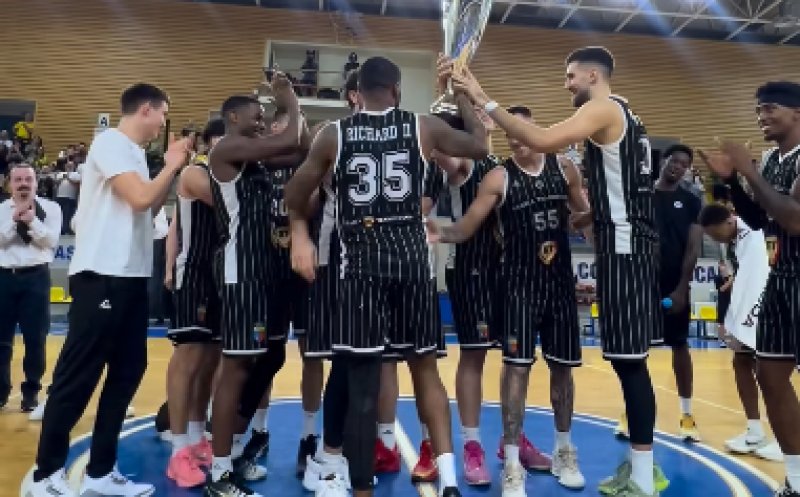 Meci câștigat de U-BT! Supercupa României la baschet se întoarce la Cluj