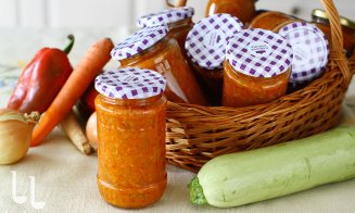 Rețetă de toamnă. Zacuscă perfectă, fără gust amar și cu o textură fină ca o cremă