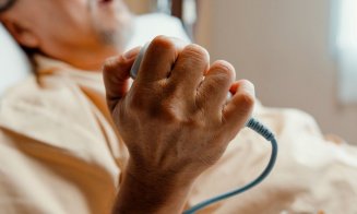 Spitalele publice și private vor fi obligate să instaleze butoane de panică în fiecare salon
