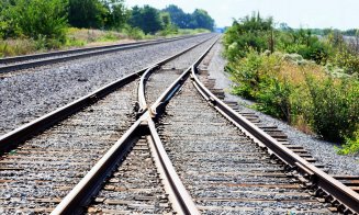 Calea ferată Cluj-Napoca – Episcopia Bihor: România ia împrumut 300 milioane euro de la BEI