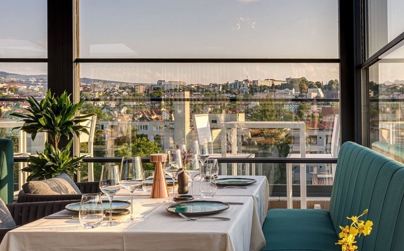 O masă la restaurant în Cluj-Napoca, comparabilă cu Porto și Debrecen / TOP cele mai scumpe vs. cele mai accesibile ieșiri în oraș