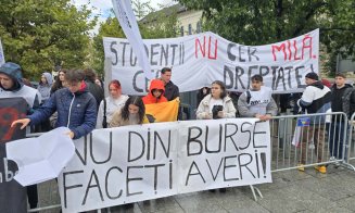 An universitar început cu protest la Cluj. Ce îi nemulțumește