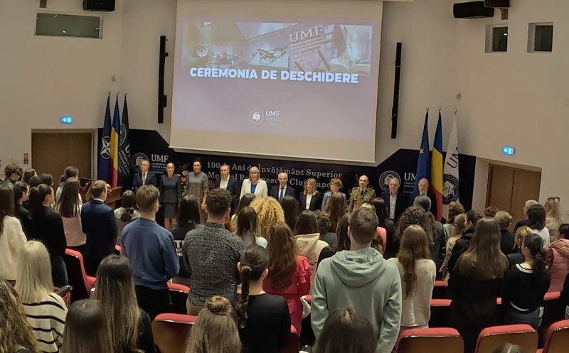 UMF „Iuliu Hațieganu” Cluj și-a deschis porțile pentru un nou an universitar: "O nouă generație de studenți își încredințează visurile și speranțele în mâinile noastre"