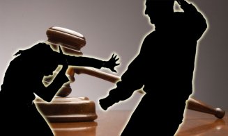 „Am fost strânsă de gât și tot eu plătesc. Degeaba polițiștii își fac treaba, dacă Justiția doarme” / Cheltuieli de judecată suportate de victimă, nu de agresor