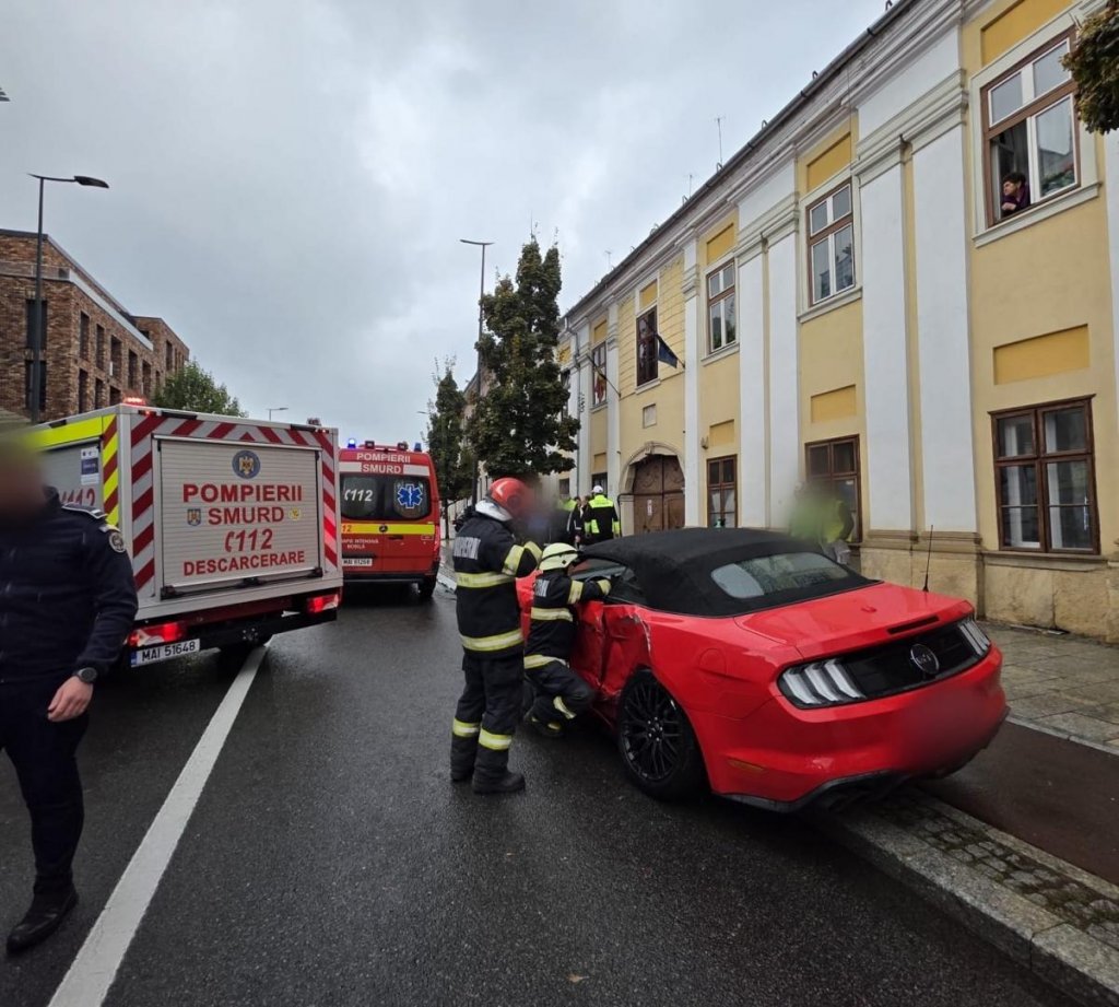 Băiatul de 12 ani spulberat de mașină pe trotuar, pe Avram Iancu, este în stare GRAVĂ. Medicii sunt rezervați