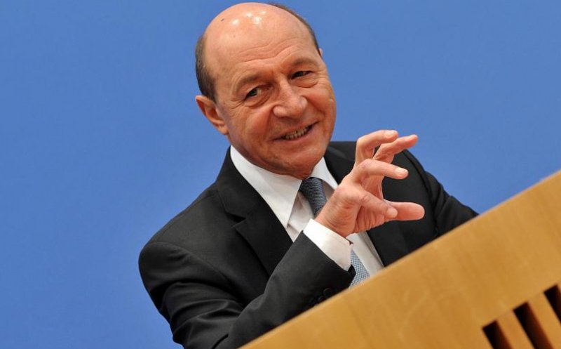 Băsescu, despre Coaliție: Partidele astea pun interesele lor deasupra interesului național / Această instituție – Coaliția – nu există în Constituție