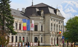 Clădirea Primăriei Turda intră în renovare. Monumentul istoric devine mai eficient energetic