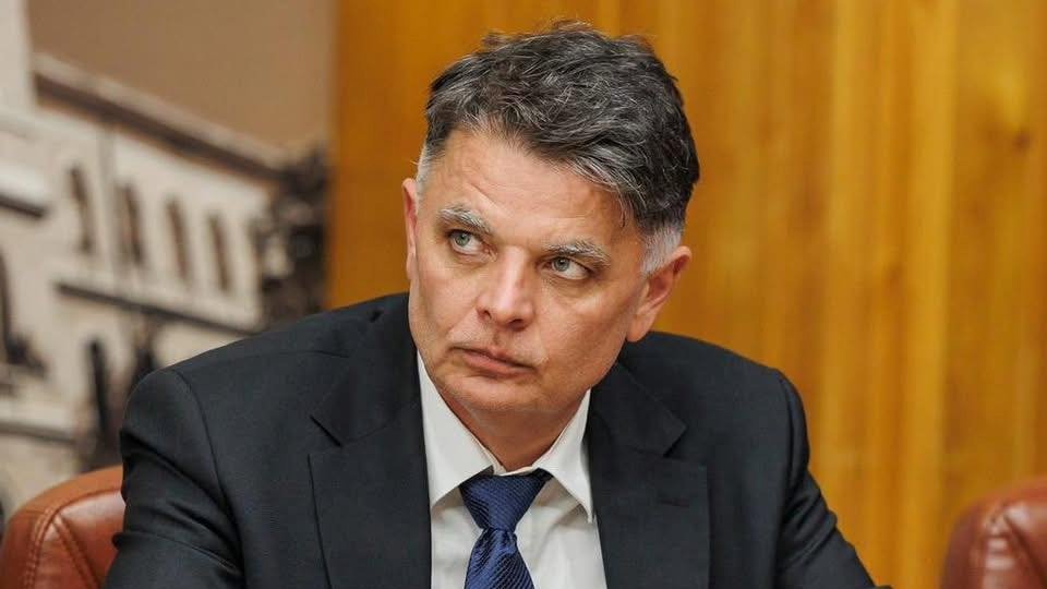 Toți suntem Bolojan!