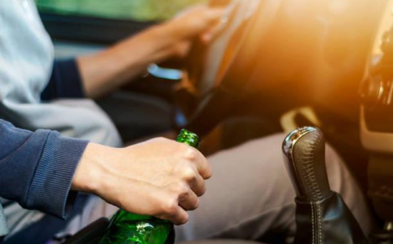 S-a urcat băut la volan și a sfârșit în arest. Polițiștii din Cluj au oprit un șofer cu o alcoolemie record