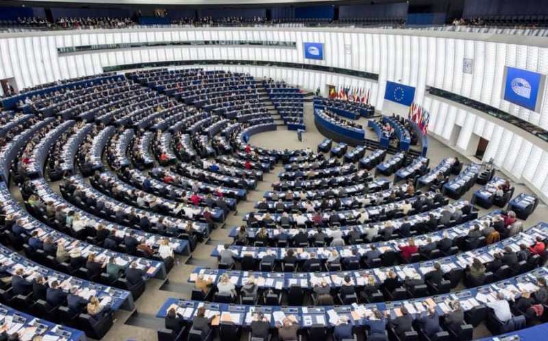 Cine este eurodeputatul român aflat în topul ABSENȚELOR de la votul din Parlamentul European / Ce justificare a servit