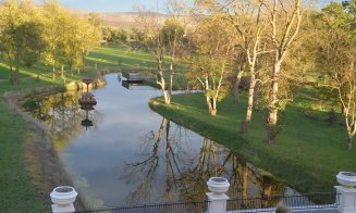 Castelul Bánffy din Răscruci s-a umplut cu cavaleri / Pot fi admirați în castel până luna viitoare