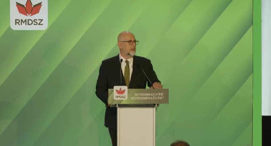 Kelemen Hunor, mesaj pentru Ilie Bolojan la Congresul UDMR de la Cluj: „Te felicit pentru curajul de a începe reforma statului. Poţi conta pe noi în această bătălie”