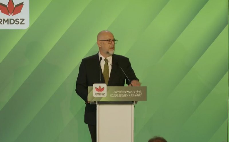 Kelemen Hunor, mesaj pentru Ilie Bolojan la Congresul UDMR de la Cluj: „Te felicit pentru curajul de a începe reforma statului. Poţi conta pe noi în această bătălie”