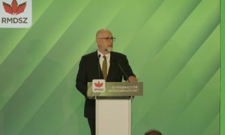 Kelemen Hunor, mesaj pentru Ilie Bolojan la Congresul UDMR de la Cluj: „Te felicit pentru curajul de a începe reforma statului. Poţi conta pe noi în această bătălie”
