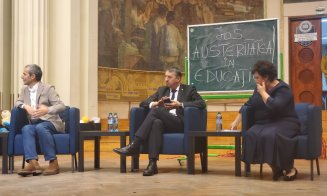 Protest anti-CREIC în centrul Clujului! Studenții de la Mate-Info îl așteaptă în stradă pe ministrul Daniel David: "Fuga e ușoară! Hai afară!&quo
