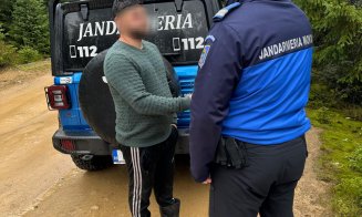 A plecat după ciuperci și s-a pierdut în pădure. Jandarmii clujeni l-au salvat