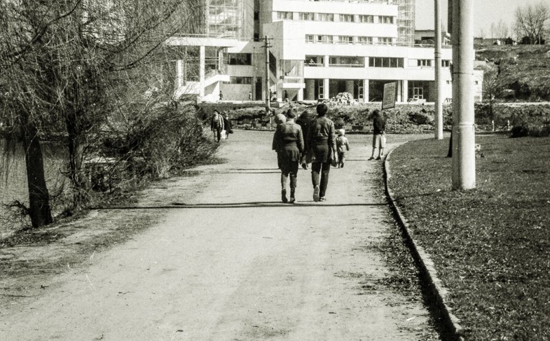 În drum spre Casa Tineretului