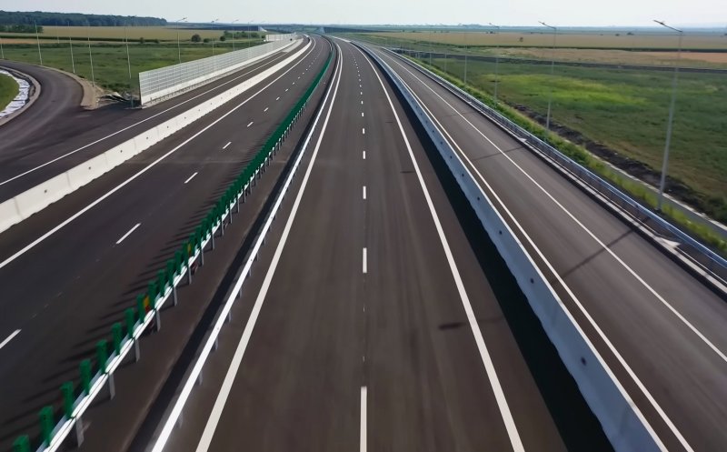 Inaugurare de Autostradă cu tăiere de panglică... pe un singur sens :) / Asociaţia Pro Infrastructură: ”Bătaia de joc ține până în ultima clipă”