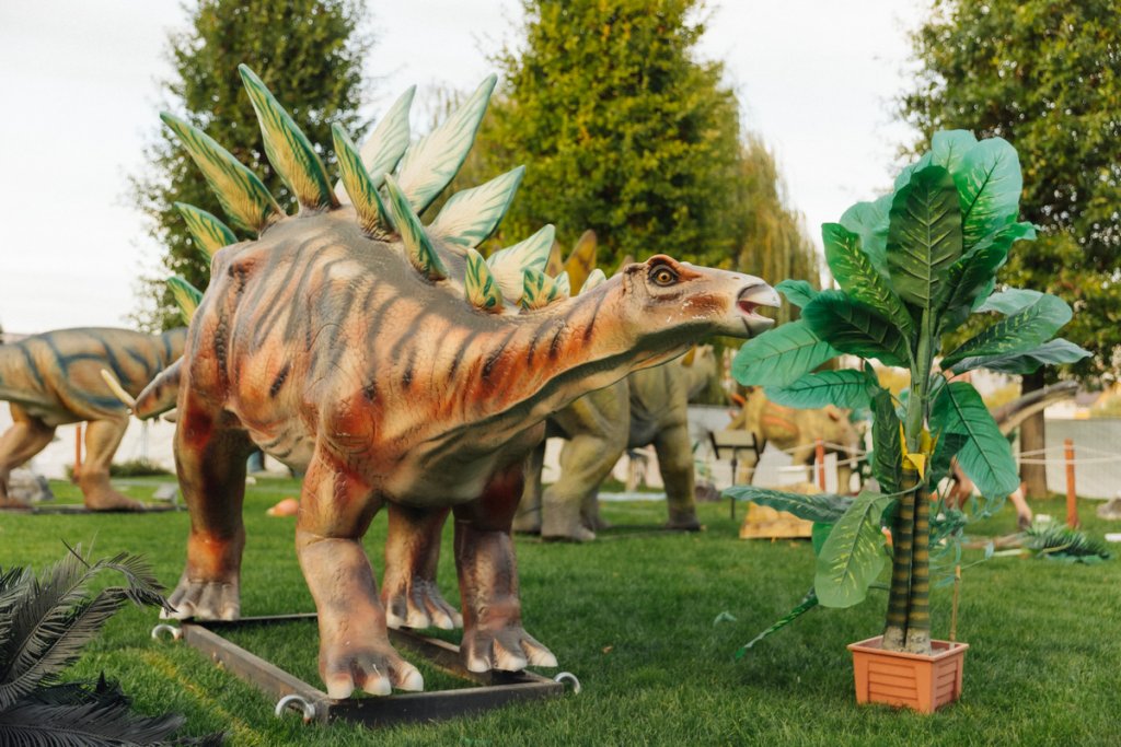 Descoperă „Lumea Dinozaurilor și Monștrilor Marini” la Iulius Mall Cluj
