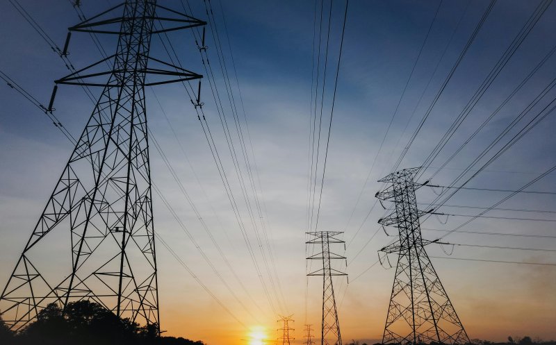 Aproape 70% din energia României este produsă de stat, dar facturile rămân mari: ‘E dramatic, se pot controla prețurile’