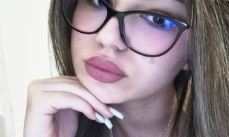 ACCIDENT cumplit cu 2 morți: BMW înfipt în TIR după o depășire pe linia continuă / O fată de 19 ani luase ocazia spre casă