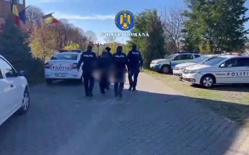 Doi clujeni, reținuți după ce au bătut cu bestialitate un bărbat pe stradă și într-un magazin: agresorii i-au distrus și bicicleta