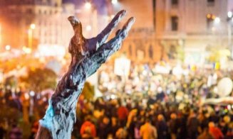 ”30 octombrie 2015, clipa în care România a ars #COLECTIV” - Marș la 10 ani de la tragedie, iar corupția încă ucide în spitalele unde ”avem de toate”