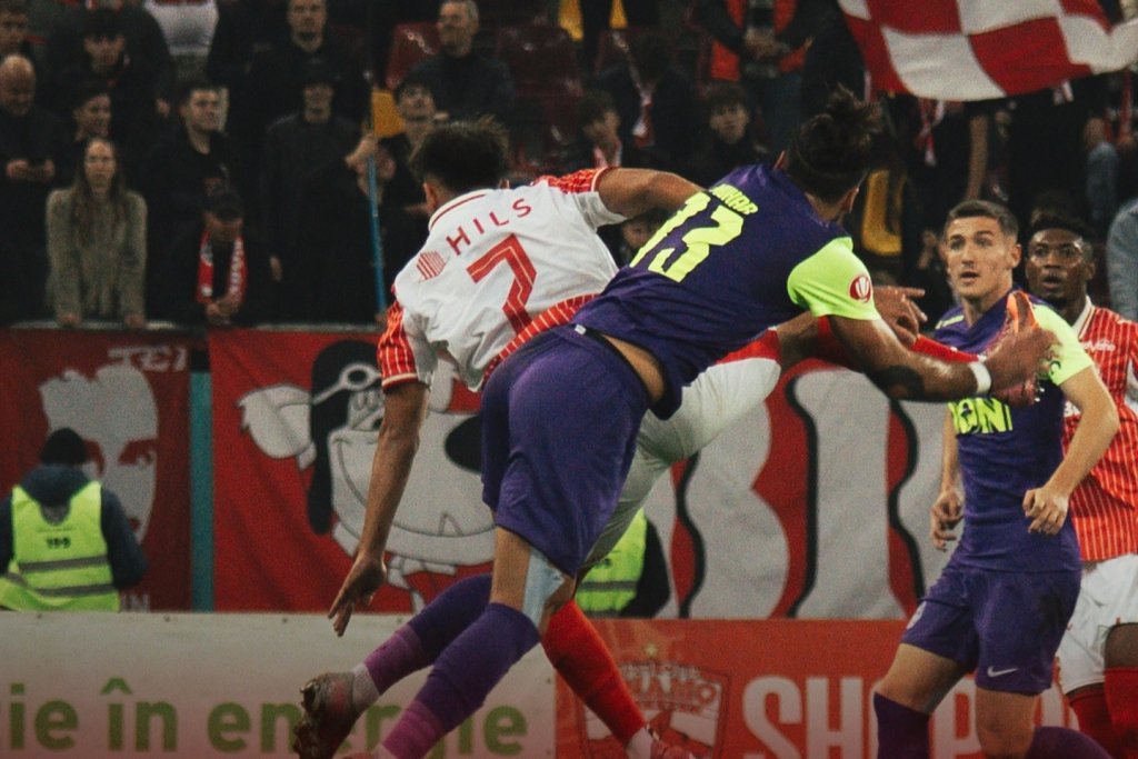 CFR s-a prăbușit pe final în capitală. Clujenii au pierdut în prelungiri meciul cu Dinamo