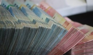 De la simplu, la dublu! Cât de nesimțite au ajuns salariile "nesimțite" ale unor șefi de la stat: "Aici trebuie să intervină miniştrii"