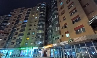 Ghivece cu flori de pe casa scărilor sunt INTERZISE. Blochează evacuarea și intervenția în caz de incendiu