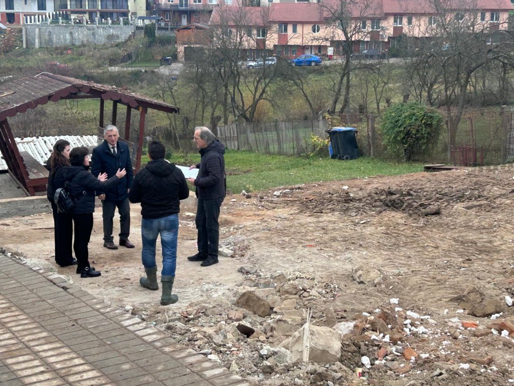 Pași importanți pentru reconstrucția casei din Dej distrusă de explozie