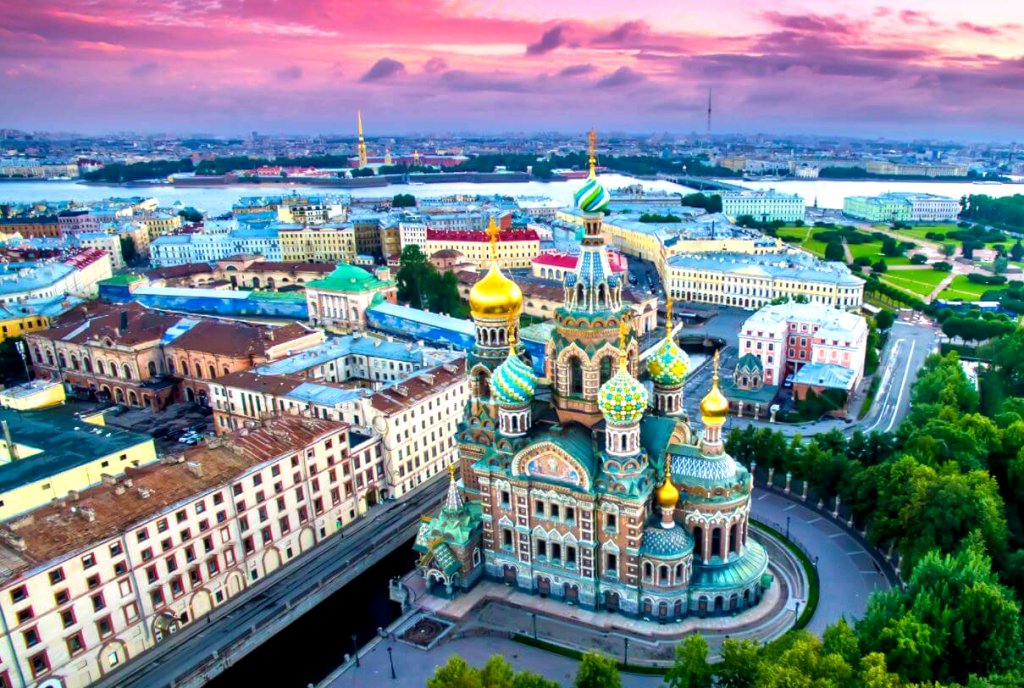 Au fost INTERZISE călătoriile individuale sau de grup, către Rusia / Vecinii bulgari au amenzi de jumătate de milion de euro