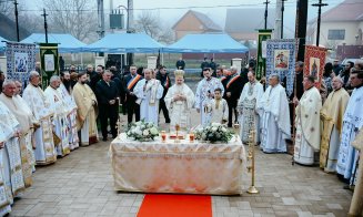 Slujbă impresionantă! Resfințirea Bisericii din Mănăstireni, la 100 de ani de la punerea pietrei de temelie