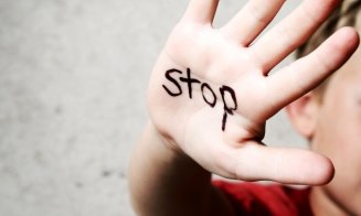 Un clujean și-a lovit fiica minoră în zona feselor. Dosar penal pe rol, cu martori oculari