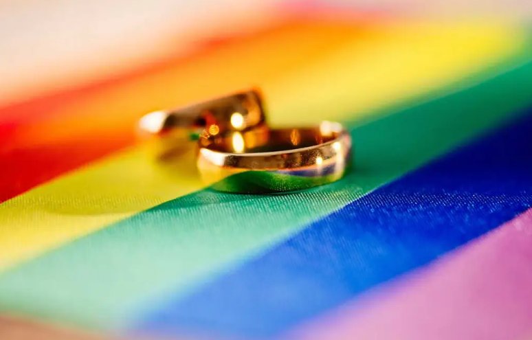 Decizie istorică: CJUE obligă statele UE să recunoască căsătoriile gay din alte țări membre