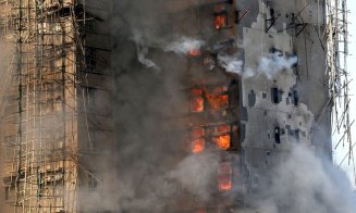 Incendiu uriaș în Hong Kong! 8 turnuri cu mii de locatari, cuprinse de flăcări/ Sunt persoane blocate în clădirile care ard