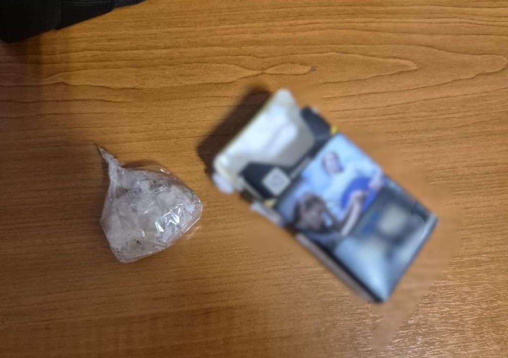 Traficanți periculoși, prinși la Cluj: droguri de mare risc vândute cu mii de lei pe tranzacție