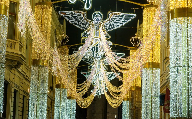 Noile instalații de pe Maniu și Universității, puse în funcțiune. Orele programelor multimedia