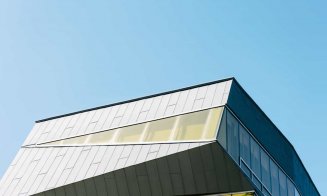 Impactul unui acoperiș din tablă asupra valorii unei proprietăți imobiliare