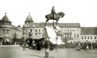 Moment unic imortalizat: Inaugurarea sculpturii Matei Corvin din Cluj-Napoca, surprinsă într-o fotografie de epocă