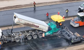 Se lucrează intens pe lotul Chiribiș – Biharia de pe Autostrada Transilvania. IMAGINI de pe șantier