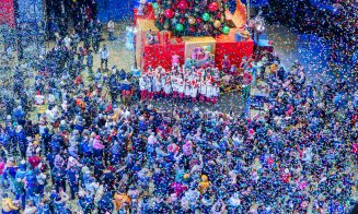 Spiritul Crăciunului se aprinde la Iulius Mall Cluj: Moș Crăciun, elfi veseli și ateliere de ursuleți pentru cei mici
